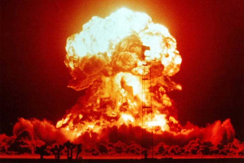 nuclear-explosion-9